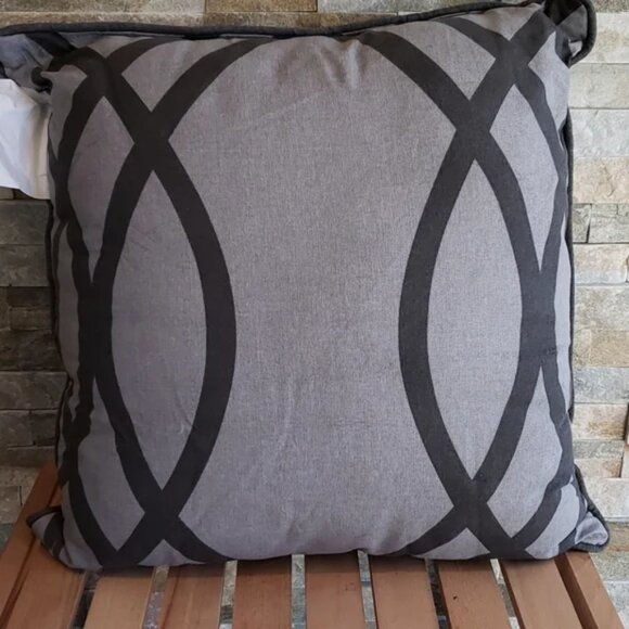 Millano Wilcox Decorative Cushion - Picture 2 of 2